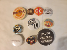 Lot of 10 Random Buttons picture