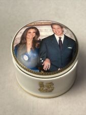 2011 Royal Victorian Prince William Kate Middleton Wedding Plate picture
