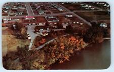 LETHBRIDGE Alberta Canada ~ Aerial LAKESIDE CABINS Roadside c1960s   Postcard picture