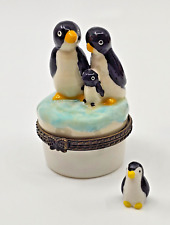 * WOW VINTAGE PENGUIN FAMILY HINGED PORCELAIN TRINKET BOX * PHB * picture