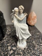 Lladro Figurine 5282 Over the Threshold Wedding Couple Bride & Groom-Retired picture
