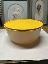 Tupperware 4 Quart Round Bowl #1834 Clear W/ Yellow Lid #1832 Vintage 10” picture