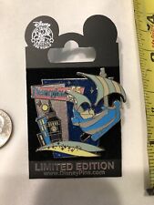 Disney Cast Exclusive Disneyland 55 Peter Pan London Pin of Month LE Lapel Pin picture