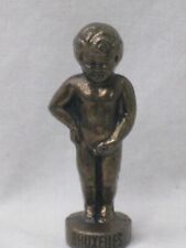 vintage BRUXELLES miniature boy peeing statue small metal figure 2 3/8