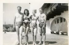 A DAY AT THE BEACH Vintage FOUND PHOTO Black And White Snapshot 312 LA 87 C2 picture
