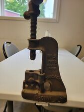 CROWN Plumbers Pipe Vise, No. 2 Made in Chicago, ILL.Pat JAN 11, 1916 Very Rare. picture