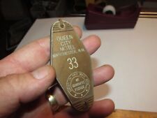 1960's QUEEN CITY MOTEL, MANCHESTER, NH, ROOM 33, KEY & FOB picture