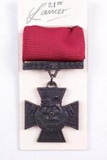 V.C. VICTORIA CROSS MILITARY ARMY MEDAL DECORATION FOR GALLANTRY HIGHEST AWARD picture
