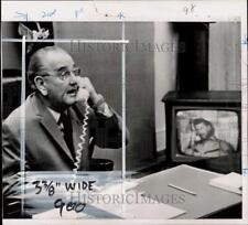 1968 Press Photo President Lyndon Johnson on phone after Apollo 7 mission in DC picture
