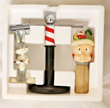 NOS Bugs Bunny  RABBIT OF SEVILLE Barber Shaving Kit Razor Elmer Fudd Brush picture