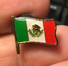 Mexico Flag enamel pin NOS vintage Mexican hat lapel bag latin country travel  picture