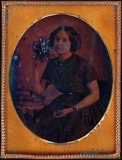 Pretty Young Lady Unusually Holding Flower Bouquet 1/4 Plate Daguerreotype T174 picture