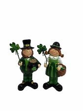 NEW St Patrick's Day MR & MRS LEPRECHAUN  FIGURES SHAMROCKS & TOP HATS POT GOLD picture