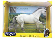 Breyer Traditional 1/9 Model Horse - Catch Me picture
