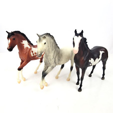 Breyer Horse Authentic Mixed Lot of 3 Horses Classic Size  4A                 KM picture