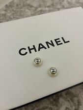 Chanel Beauty Buttons Pearls Vintage Set Of 2 Free Fast Shipping picture