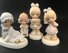 A set of 4 Lovely Precious Moments Little Moments Pieces picture