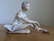 Lladro Ballet de la Rosa #05919 Ballerina Porcelain Figurine 8.5