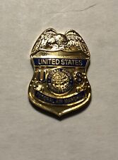United States Federal Air Marshall Lapel pin (c15) 1in Tall picture