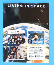 NASA VNTG—SPACE TRAVEL—NEVER USED—LIVING IN SPACE—SCIENCE—2 EXTRAS—LIFTOFF picture