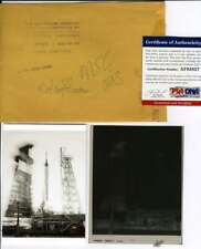 Wally Schirra Psa Dna Coa Hand Signed 1962 Nasa Negative Sleeve W/ Photo  picture