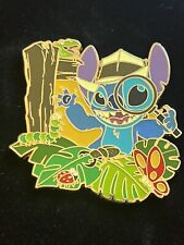 RARE DISNEY PIN STITCH  JUNGLE BUTTERFLY Magnifying Glass NIP LE 250 picture