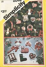 Vtg 1980's Simplicity Pattern 6098 Stuffed Fabric Christmas Tree Ornaments Uncut picture
