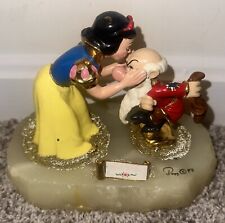 Disney Ron Lee 1994 Snow White KISS FOR GRUMPY LE#1726/2750 Collection Figurine picture