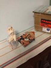 mint  1989 bettie page statue/figure with 2 mint 1950s hot mags  picture