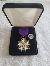 Republican Presidential Legion of Merit Lapel Pin Ribbon Medal Original Box picture