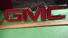 BZ61 GMC Red Grill Emblem Vntage Plastic 1988-98 #15682309 GMC SIERRA ADVENTURER picture