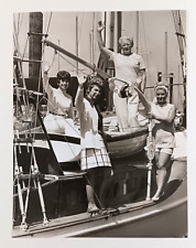 1967 Seattle Washington Yacht Club Women's Group Waving WA Vintage Press Photo picture