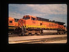 10207 VINTAGE Photo 35mm Slide  BNSF 793, GALESBURG, IL 2013 picture