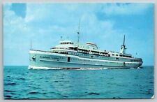 1952  Milwaukee  Wisconsin   SS Milwaukee Clipper   Postcard picture