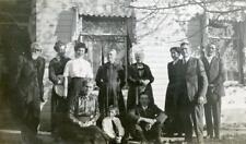 BC177 Vtg Photo LOVELY LIGHT, VICTORIAN FAMILY SPRINGTIME, APRON c Early 1900's picture