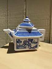 Willow Blue Collectables Johnson Bros Christopher Johnson Series 1 Pagoda Teapot picture