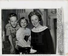 1962 Press Photo Supreme Court Appointee Byron R. White's Family, DC - kfa09849 picture
