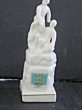 ANTIQUE/VINTAGE CRESTED CHINA, HULL SOLDIER'S BOER WAR MEMORIAL *RARE* picture