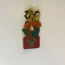 Disney Channel Sitting Goofy Christmas Pin picture