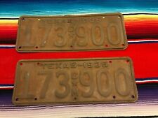 1935 TEXAS  CM TRUCK  LICENSE PLATES    173900 picture