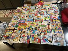 Vintage Archie Comics Lot Of 30 F-NM 1990-2000’s Betty Veronica Archie Jughead picture