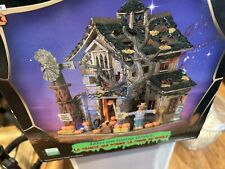 Lemax Spooky Town Halloween Village Creepy Barn 55222 Scarecrow Farm Windmill picture