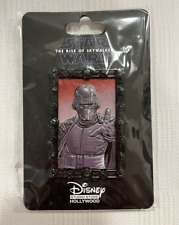 Disney DSSH The Rise of Skywalker Kylo Ren Pin Limited Edition New In Package picture