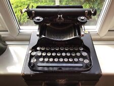 EXTREMELY UNUSUAL RARE 1941 WW2 VINTAGE TYPEWRITER CORONA SPECIAL BLACK KEYS  picture