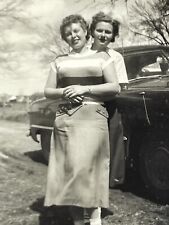 1D Photograph Pretty Women Embrace Affectionate Gay Lesbian Interest Old Car picture