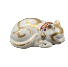 Vintage Kutani Japanese Porcelain Ceramic Sleeping Cat Figurine with Gold 4