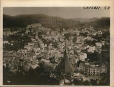 1938 Press Photo Carlsbad, Czechoslovakia, principal city in Sudeten area. picture