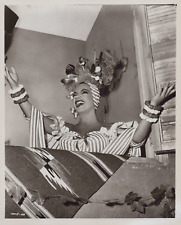 HOLLYWOOD BEAUTY CARMEN MIRANDA STYLISH POSE STUNNING PORTRAIT 1950s Photo N picture