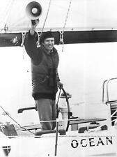 1980 Press Photo Record Sailor David Scott Cowper Wave Ocean Bound boat sailing  picture