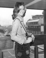 Australian pop singer Olivia Newton-John Heathrow Airport, lea- 1973 Old Photo picture
